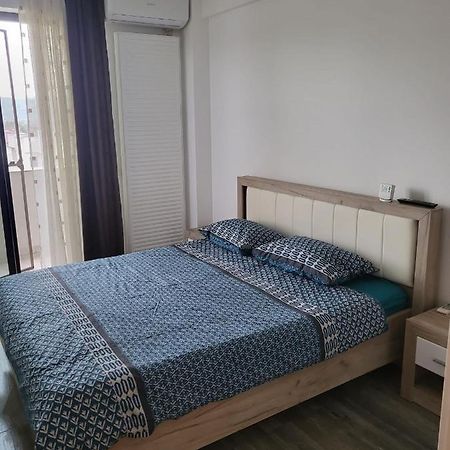 Apartament Dem Radulescu Apartment Ramnicu Valcea Exterior photo