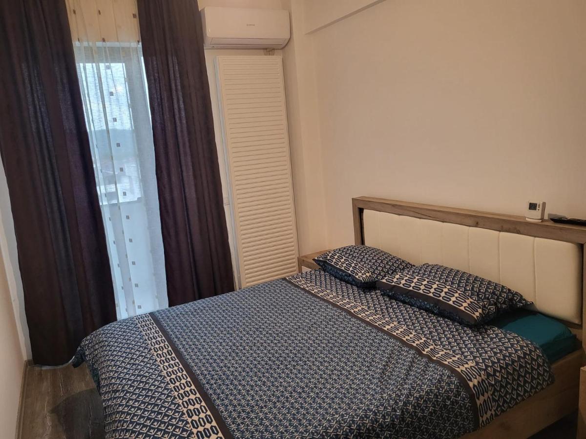 Apartament Dem Radulescu Apartment Ramnicu Valcea Exterior photo