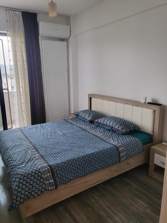 Apartament Dem Radulescu Apartment Ramnicu Valcea Exterior photo
