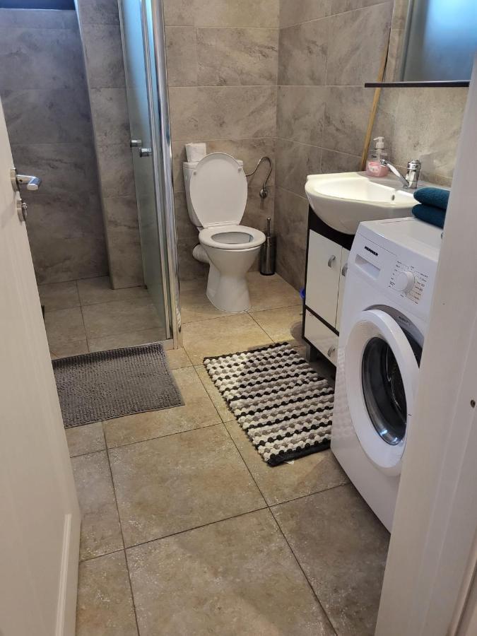 Apartament Dem Radulescu Apartment Ramnicu Valcea Exterior photo